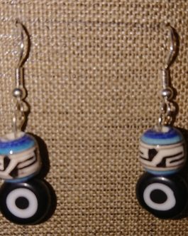 Boucles d’oreilles oeil plat noir perle péruvienne